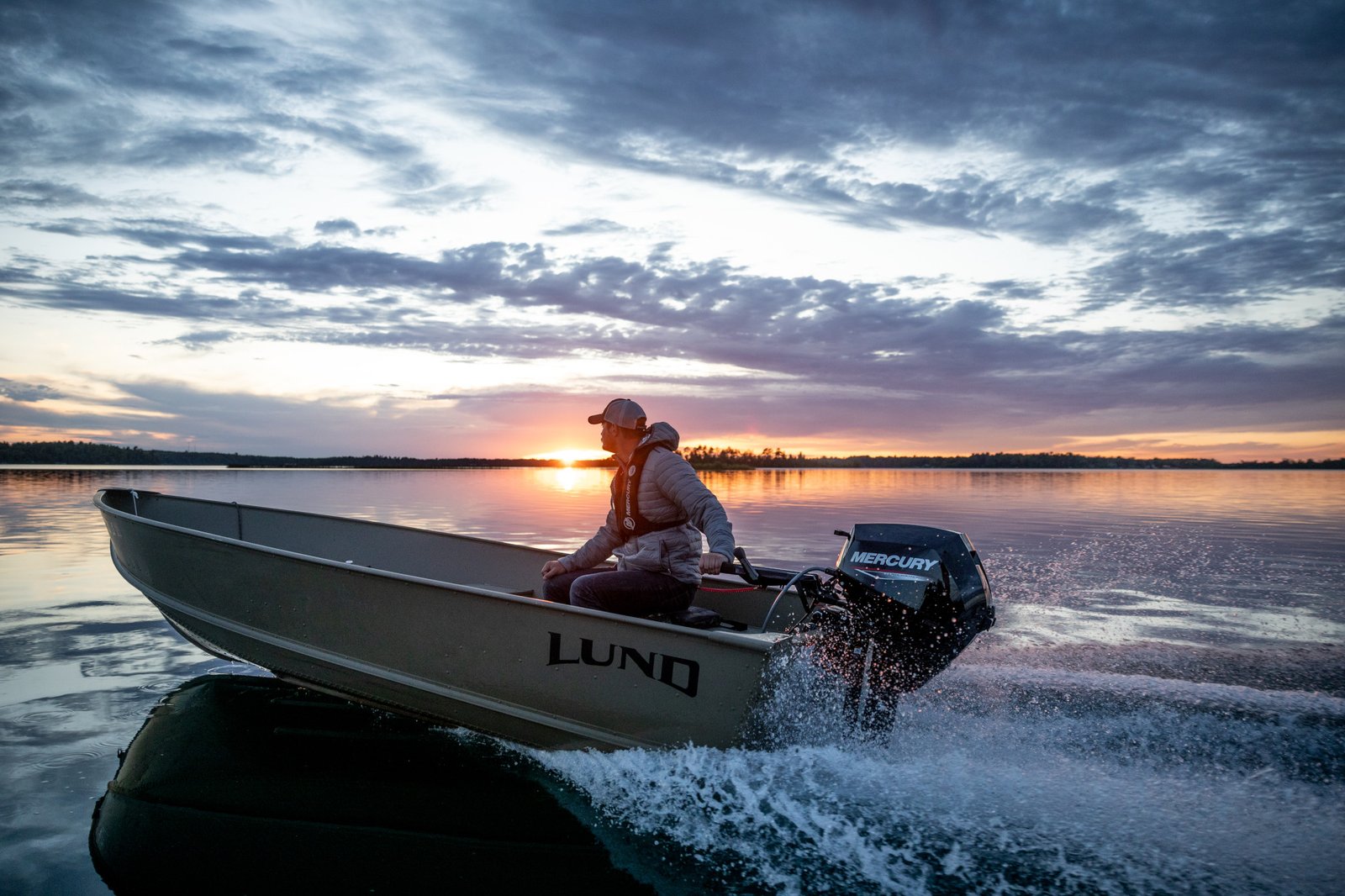 Two Stroke Outboard Motors - Mercury 15HP EFI - Image 9